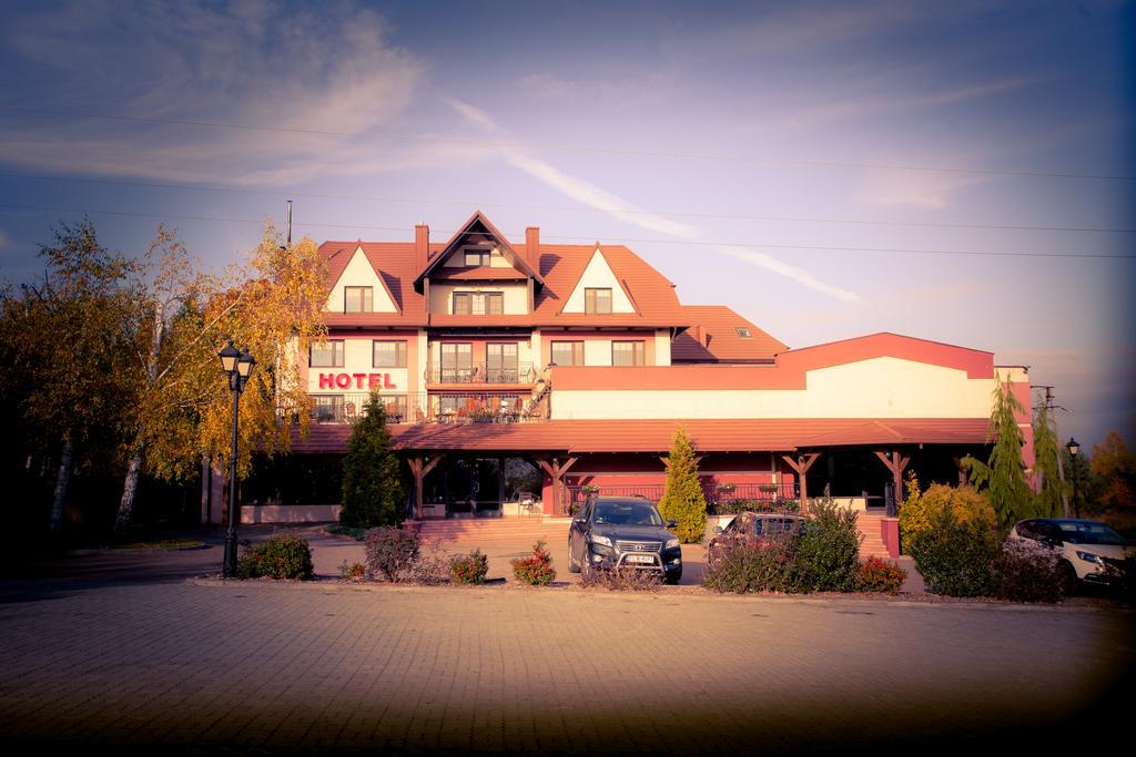 Hotel Kruk Smardzewice Exterior foto